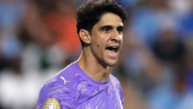 بيب غوارديولا، ياسين بونو، مانشستر سيتي، الهلال السعودي، كأس العالم للأندية، تصديات بونو، أخبار مانشستر سيتي، إقصاء السيتي، تصريحات غوارديولا، حارس المنتخب المغربي